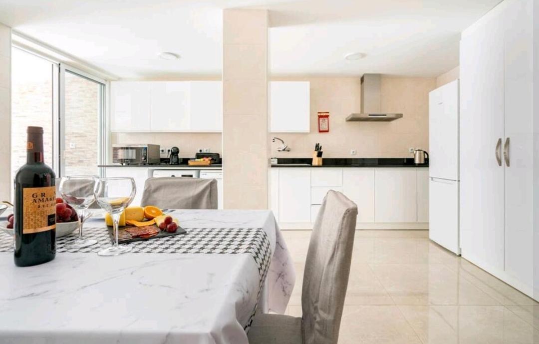 Marina Holiday House Quarteira Εξωτερικό φωτογραφία